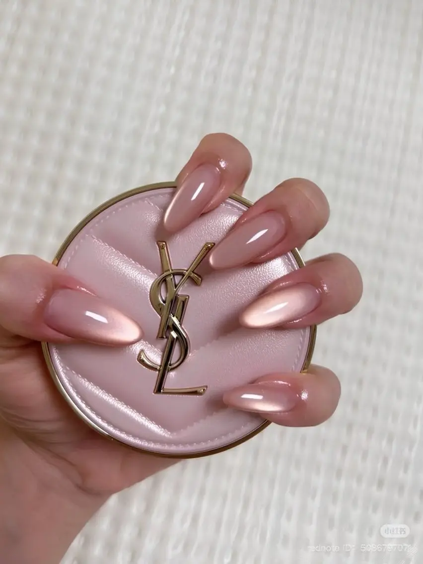 ネイル キラキラネイル 韓国ネイル ロングネイル ワンホンネイル ハンドネイル Josie nail salonのネイルデザイン