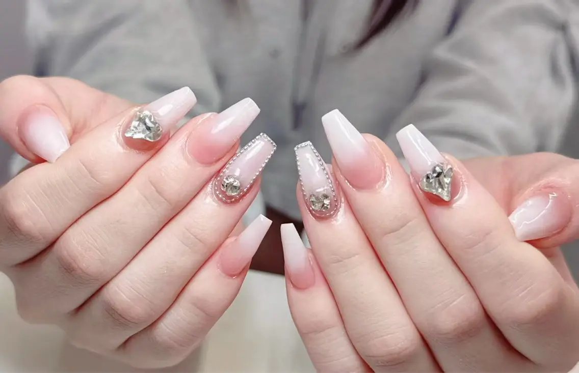 ネイル ハンドネイル Romosa Nailのネイルデザイン