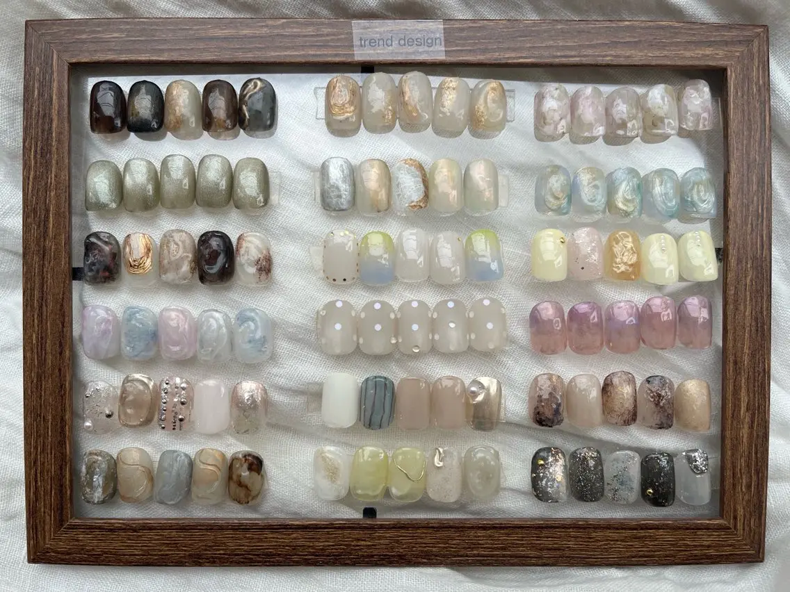 ネイル Etel atelier。のネイルデザイン