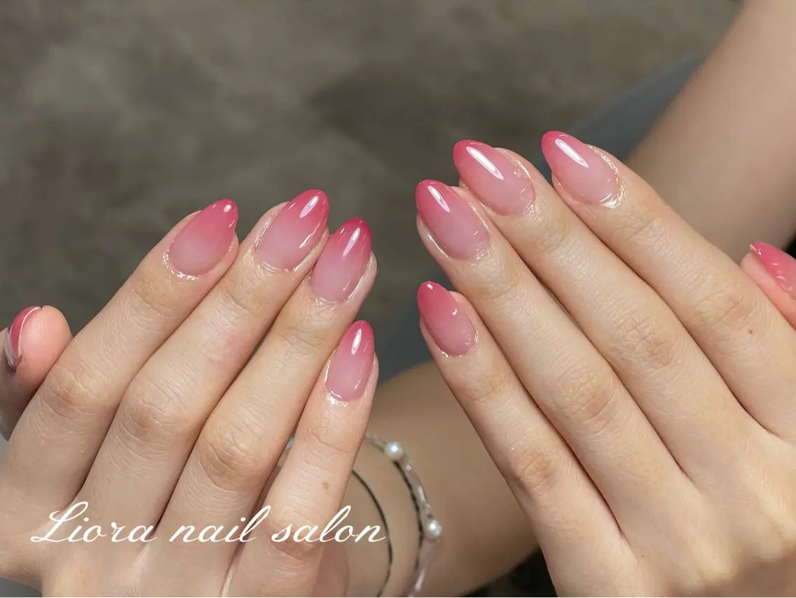 ネイル チークネイル フットネイル フレンチネイル ジェルネイル ガーリー ハンドネイル Liora nailのネイルデザイン