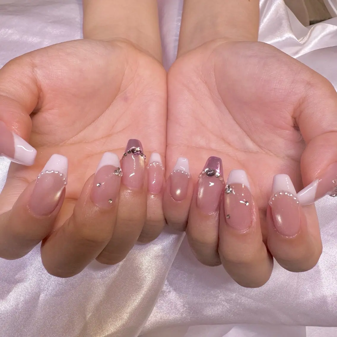 ネイル ワンホンネイル ハンドネイル nail salon e'mu💐のネイルデザイン