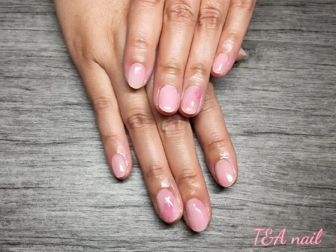 ショート ネイル ジェルネイル ニュアンスネイル ピンク スカルプネイル 春ネイル T&A nailのネイルデザイン