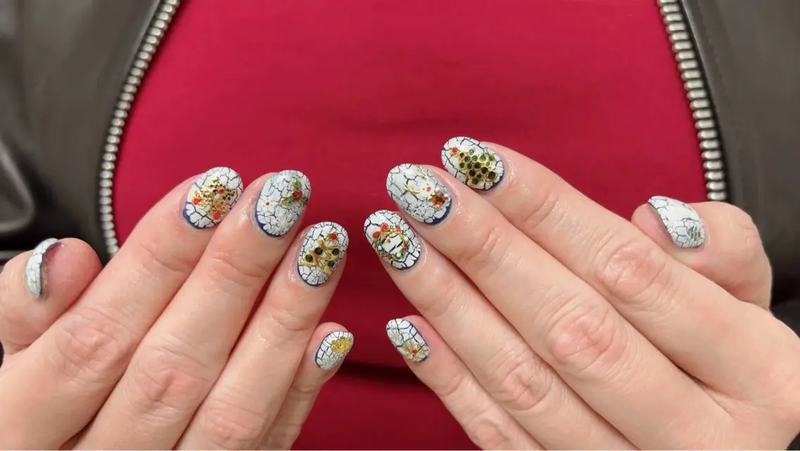 ネイル mano nella manoのネイルデザイン