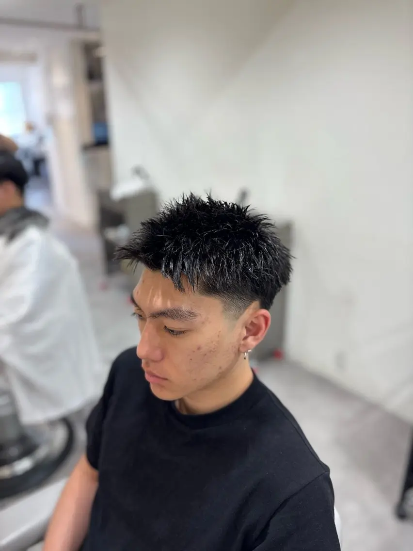 ショート メンズ スパイキーショート ショートヘア カット 深澤 知樹のヘアスタイル