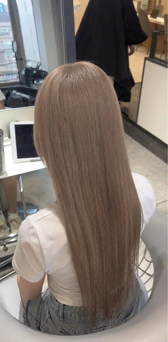 カラー 透明感カラー ヘアカラー トリートメント ヘッドスパ Rio /ハイトーン /艶カラーのヘアスタイル