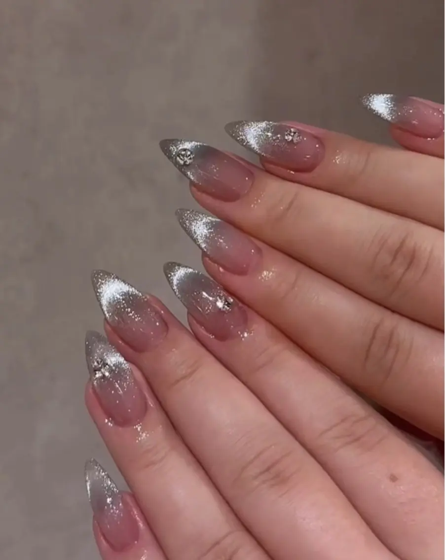 ネイル アートネイル オーロラネイル チークネイル 長さ出し フットネイル ハンドネイル Blossom nail_研修のネイルデザイン