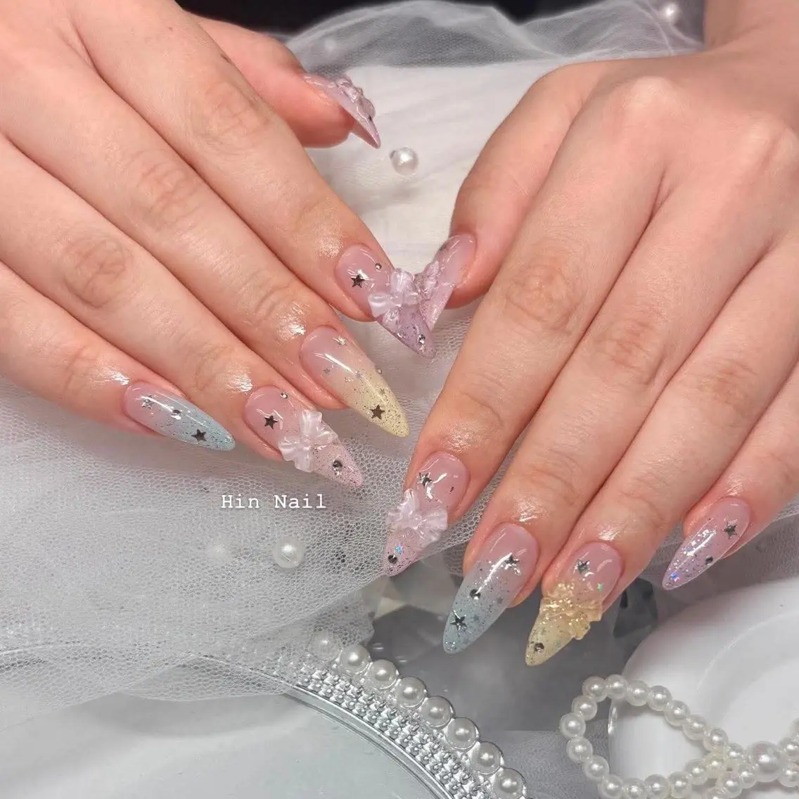 ネイル ハンドネイル Hin Nailのネイルデザイン
