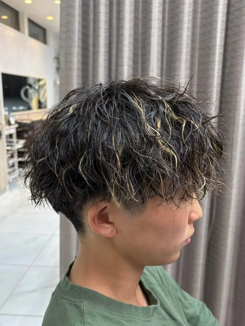 ショート パーマ メンズ パーマ GRANDEUR ryuのヘアスタイル