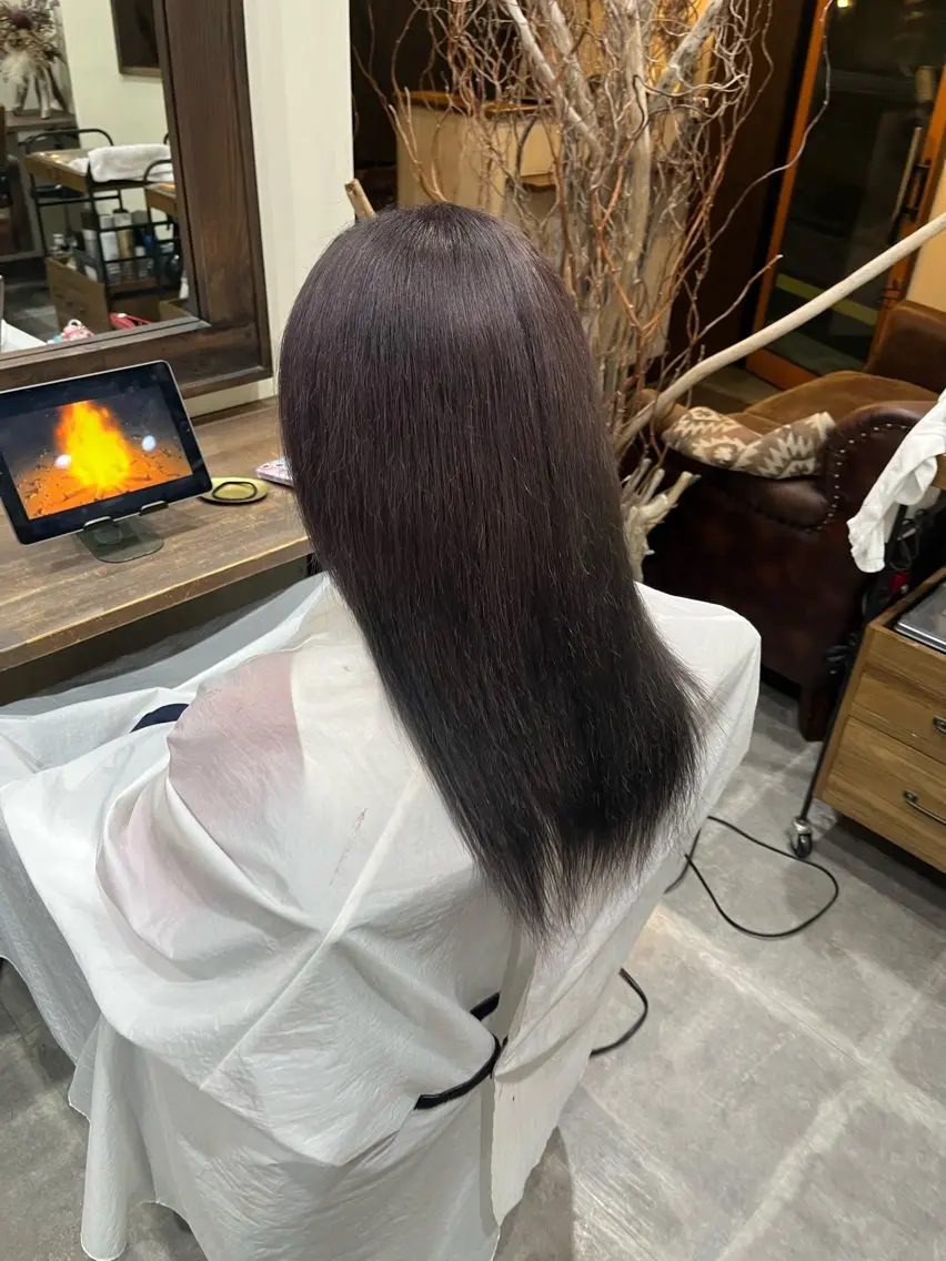 ロング カラー ブリーチ グレージュ ラベンダーカラー ラベンダーグレージュ ラベンダーグレー ayane ito / HAWNDのヘアスタイル