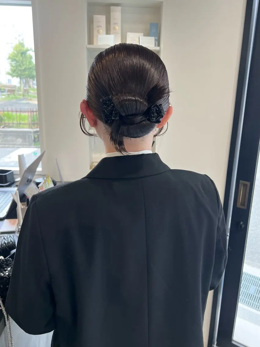 ショート ヘアアレンジ ボブ ヘアセット 黒阪 なみのヘアスタイル