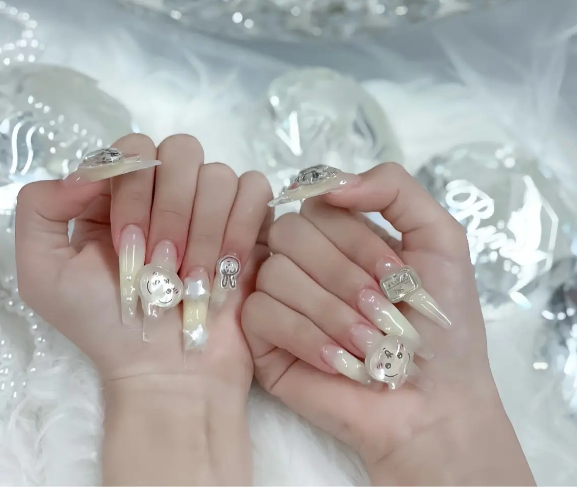 ネイル クリアネイル ドット フットネイル ジェルネイル グリーン ハンドネイル Rin Nail 新大久保店のネイルデザイン