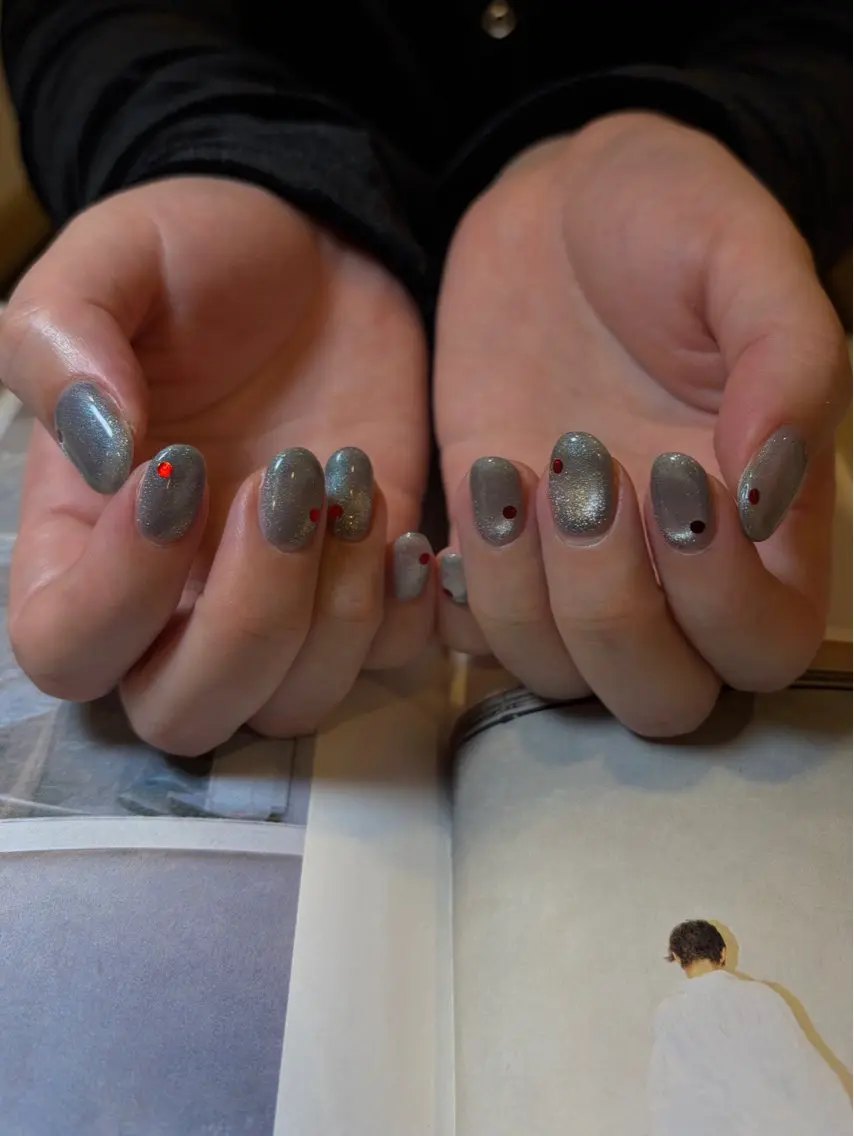 ネイル マグネットネイル Hi,nail mahoのネイルデザイン