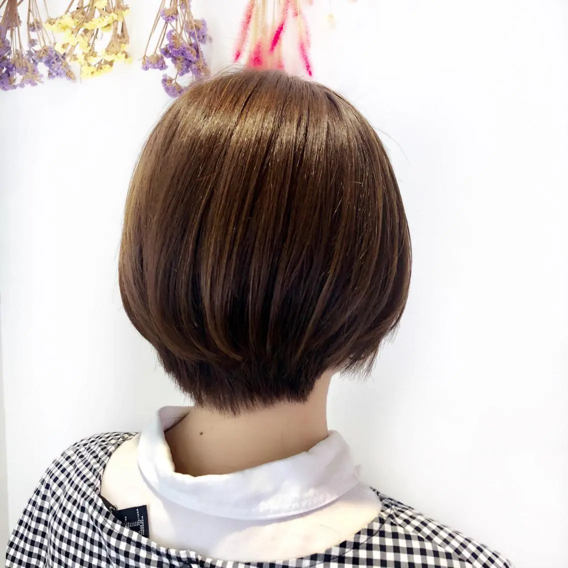 ショート カラー イルミナカラー 小顔レイヤー/ ベージュ🤍Rieのヘアスタイル
