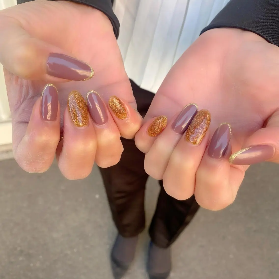 ネイル ブラウン キラキラネイル ラメ(グリッター) ロングネイル ワンカラーネイル ハンドネイル Salon Ｋのネイルデザイン