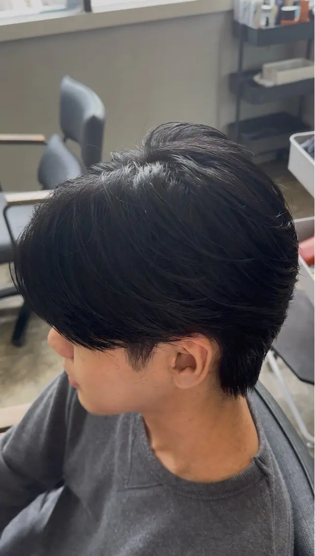 メンズ フェザーパーマ メンズパーマ 大嶺 玲琉のヘアスタイル