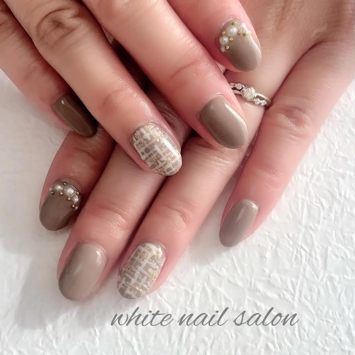 ネイル ジェルネイル ハードジェル 持ち込み ソフトジェル ハンドネイル white nail salonのネイルデザイン