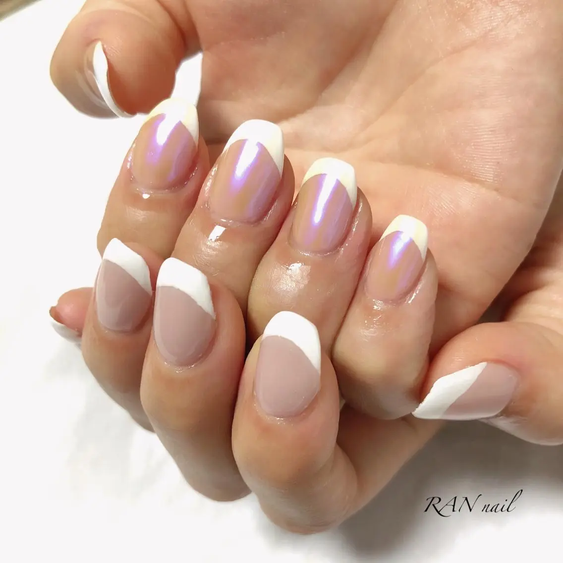 ネイル オーロラネイル ブルー フットネイル フレンチネイル オフィスネイル ハンドネイル フットネイル RAN nailのネイルデザイン