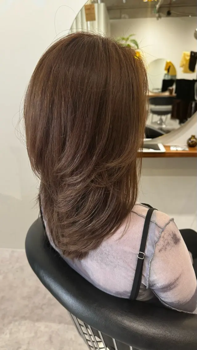 ロング ケアカラー ハイライト TOIRO ARISAのヘアスタイル