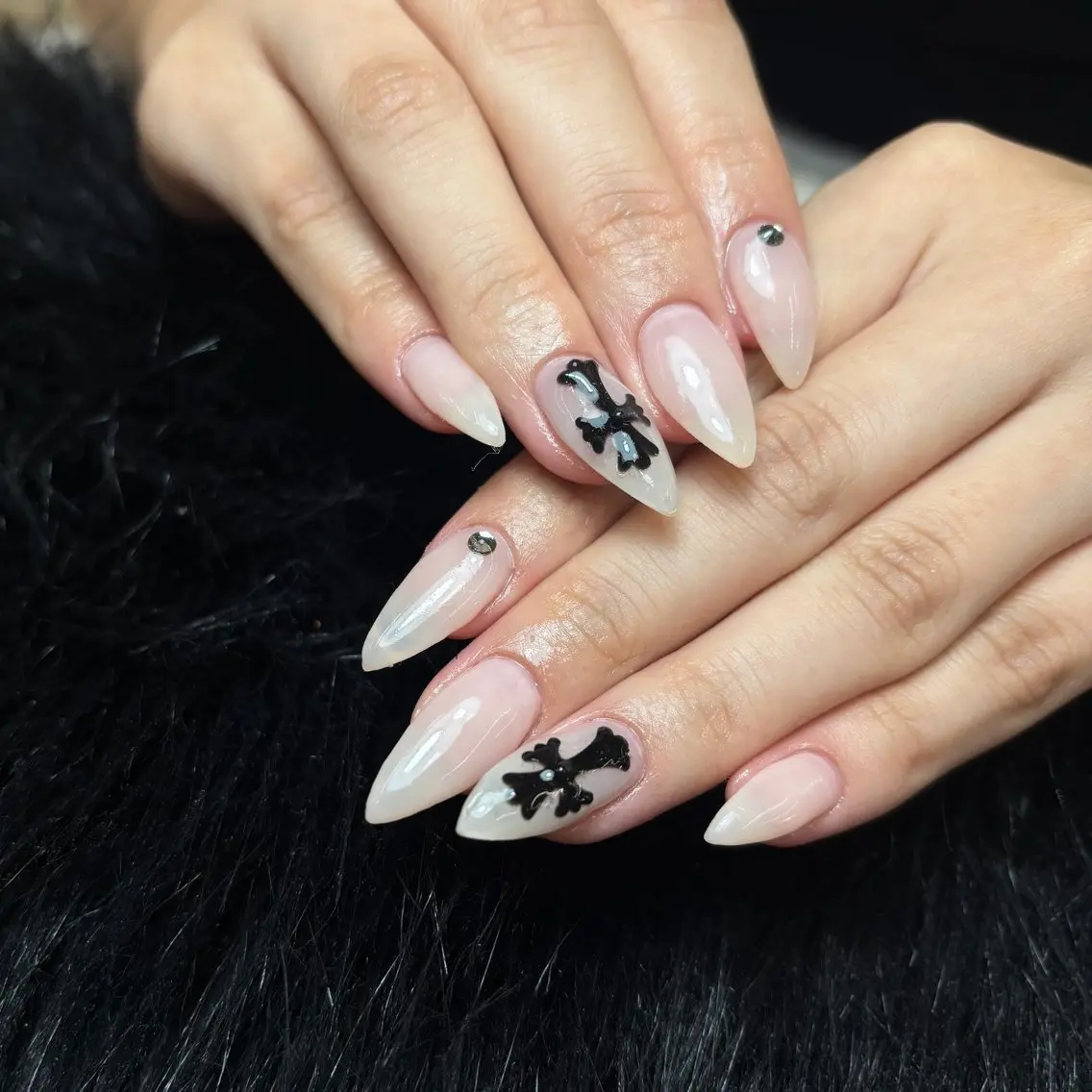 ネイル ハンドネイル NAIL atre SAEのネイルデザイン