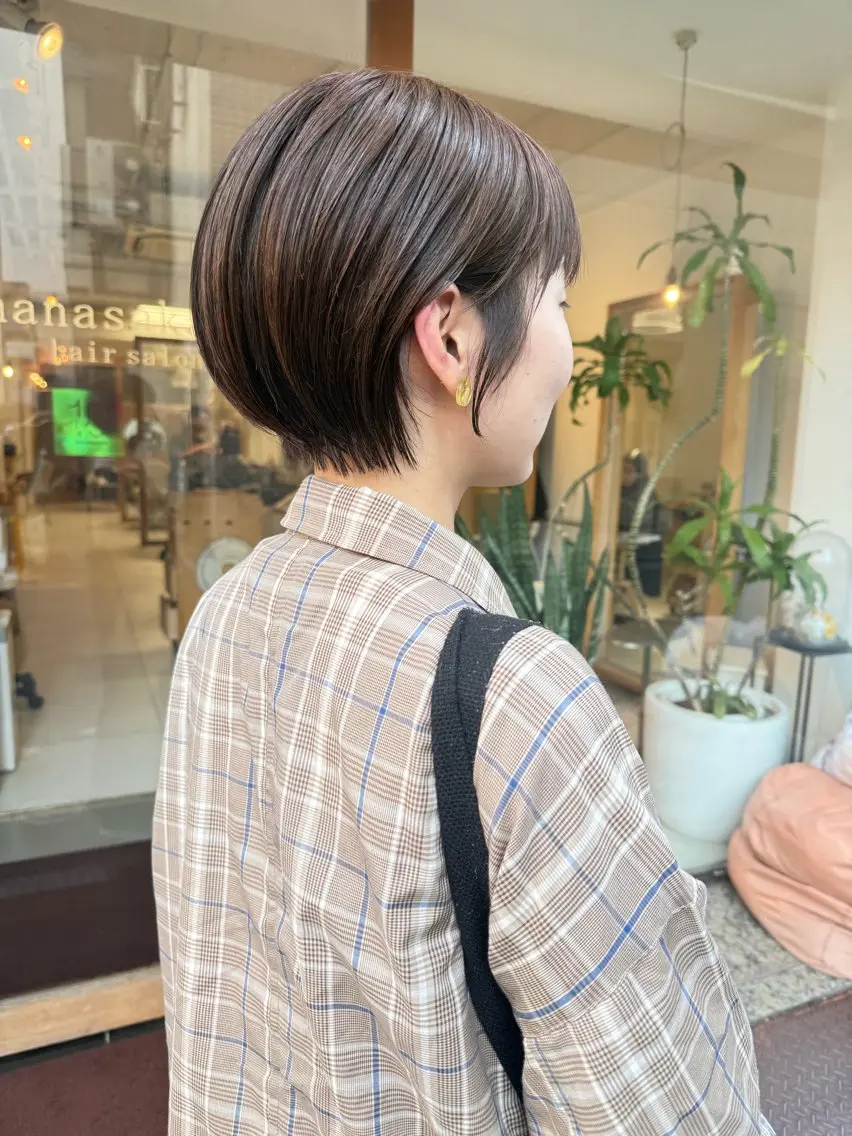 ショート カラー カット ヘアカラー トリートメント 安永 涼のヘアスタイル