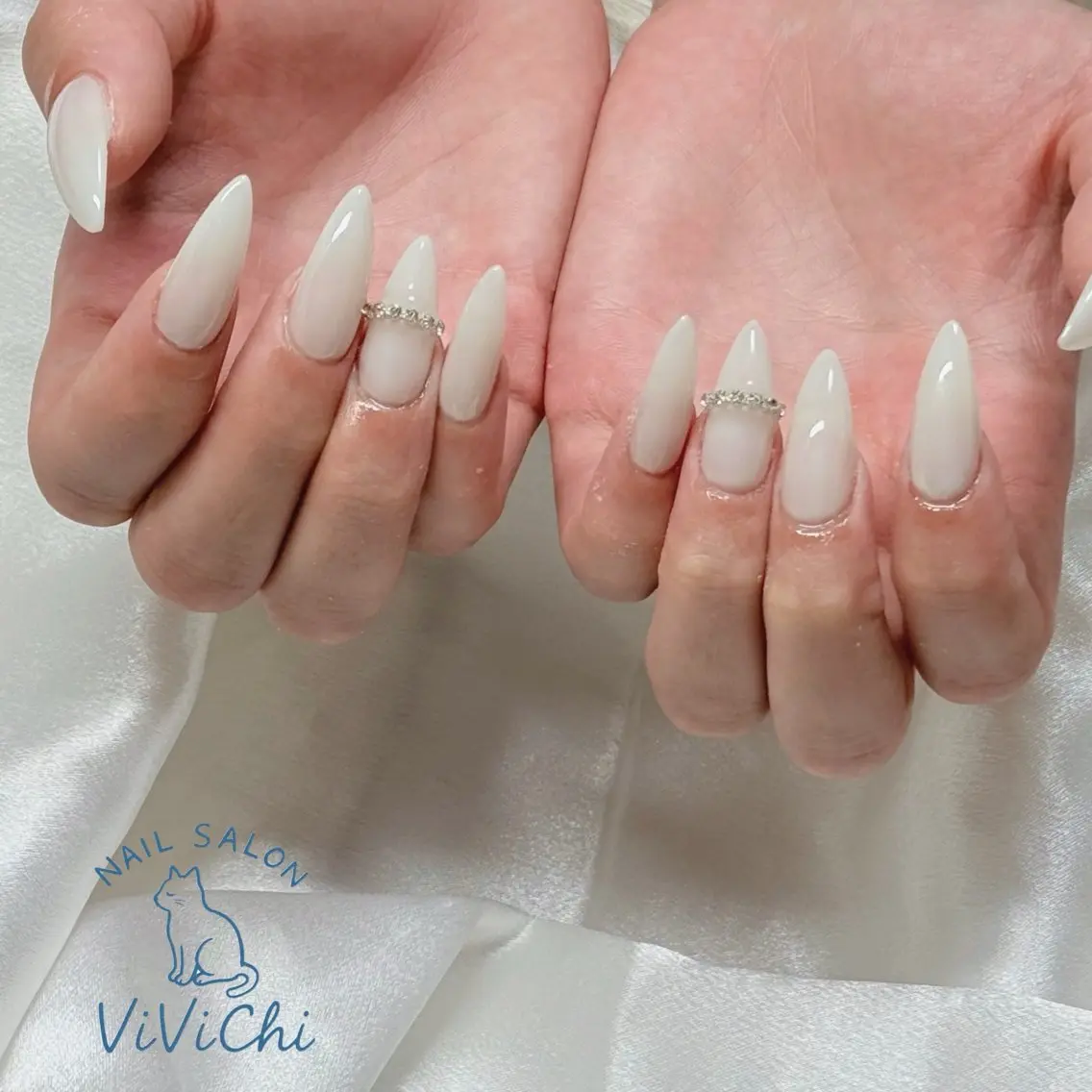 ネイル ハンドネイル ViViChi 梨帆のネイルデザイン