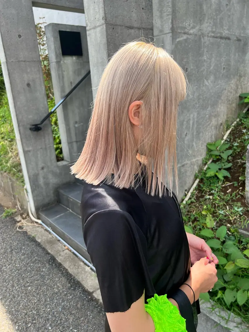 ミディアム カラー ブリーチ ダブルカラー イルミナカラー 髪質改善 縮毛矯正 OAK 中目黒のヘアスタイル