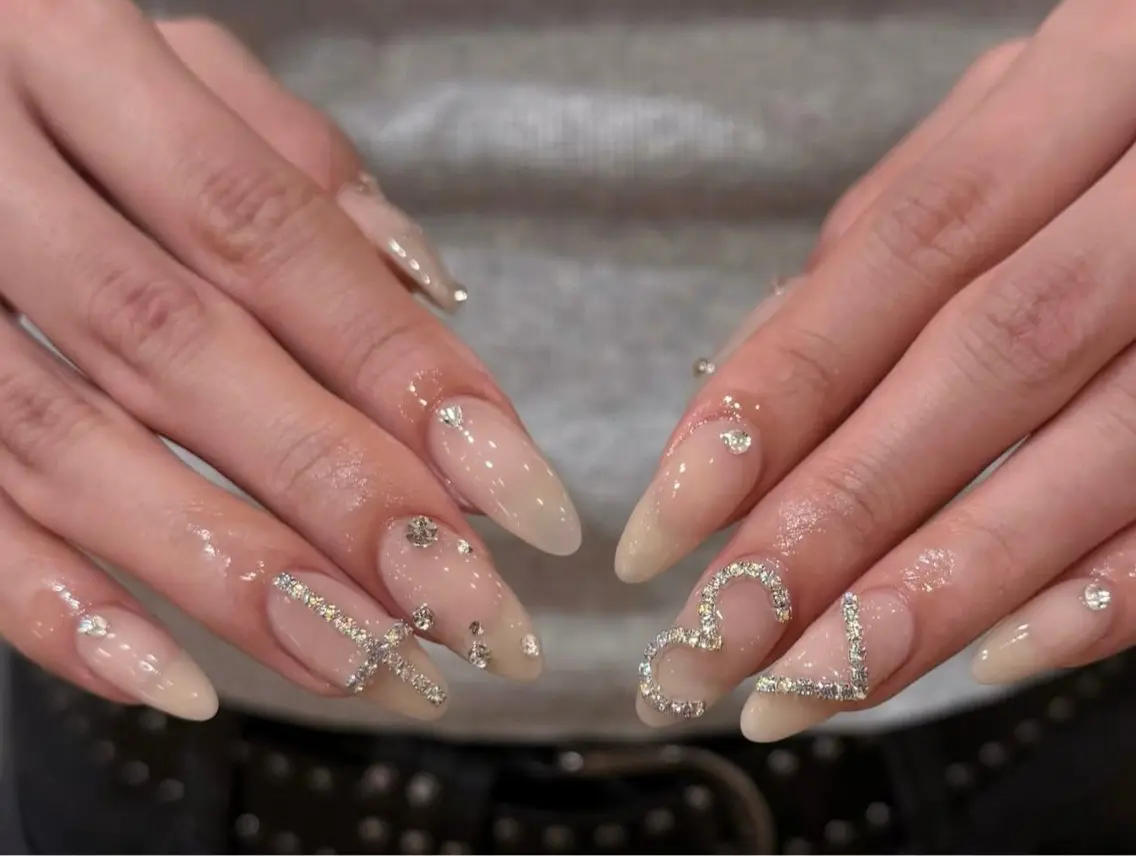 ネイル ジェルネイル パラジェル ネイルチップ NiJi Nailsのネイルデザイン