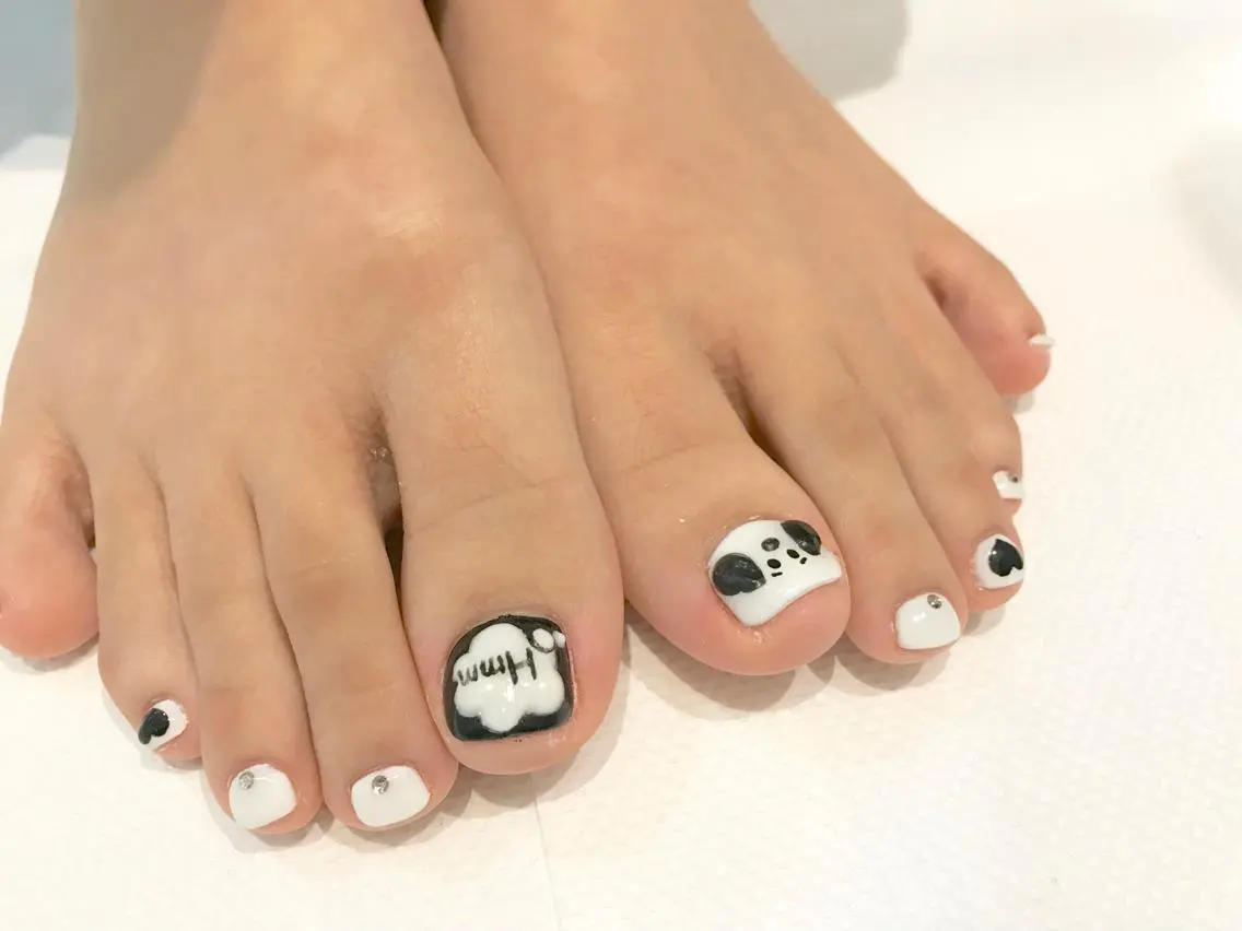 ネイル フットネイル NARUMI HYODOのネイルデザイン