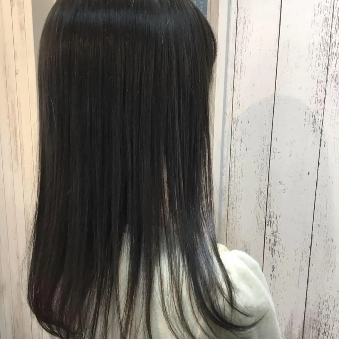 セミロング カラー パーマ embrace エンブレイスのヘアスタイル