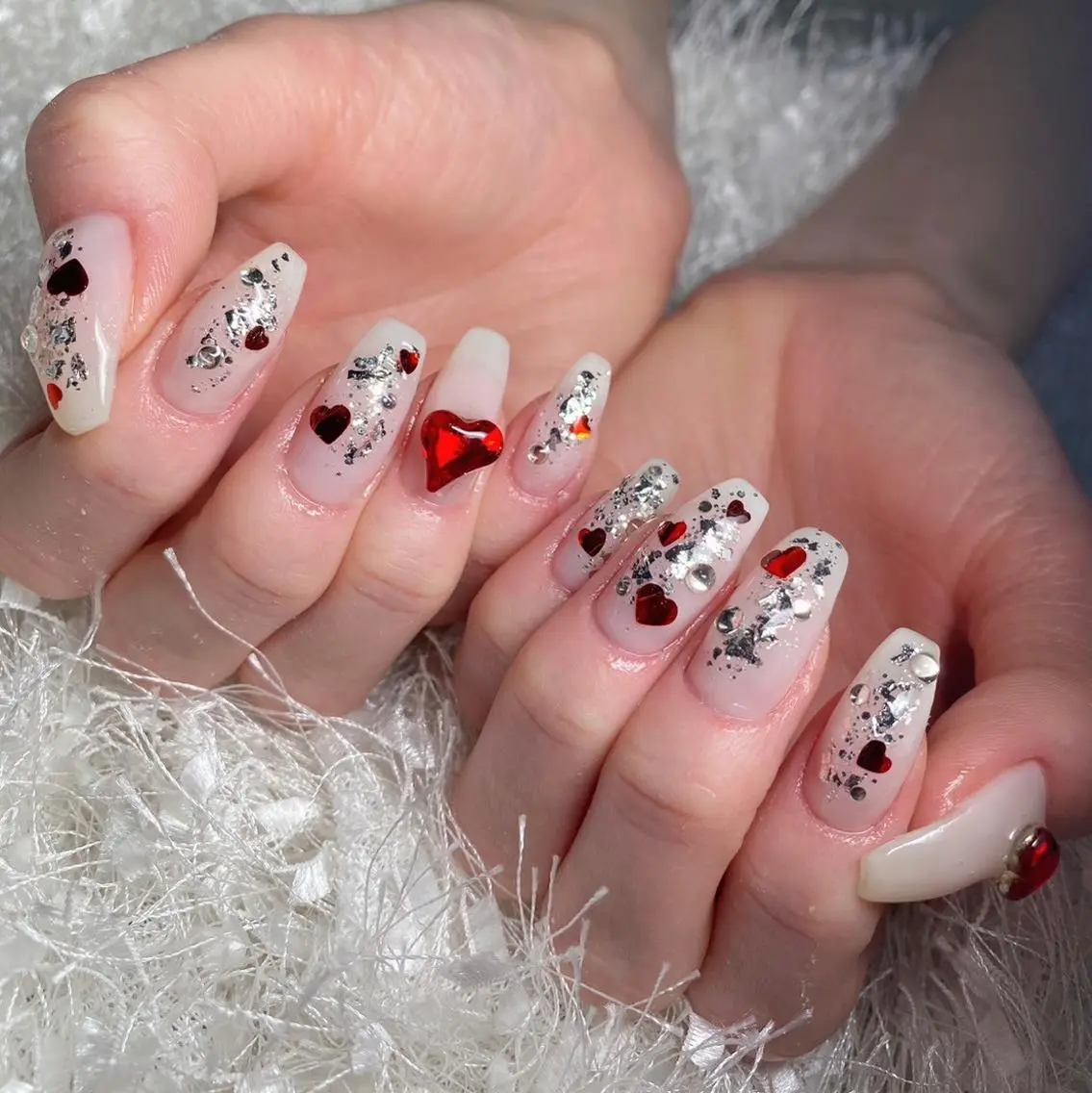 ネイル 長さ出し フレンチネイル ジェルネイル グラデーション ハート ハンドネイル Nail&eye Belire 新宿のネイルデザイン