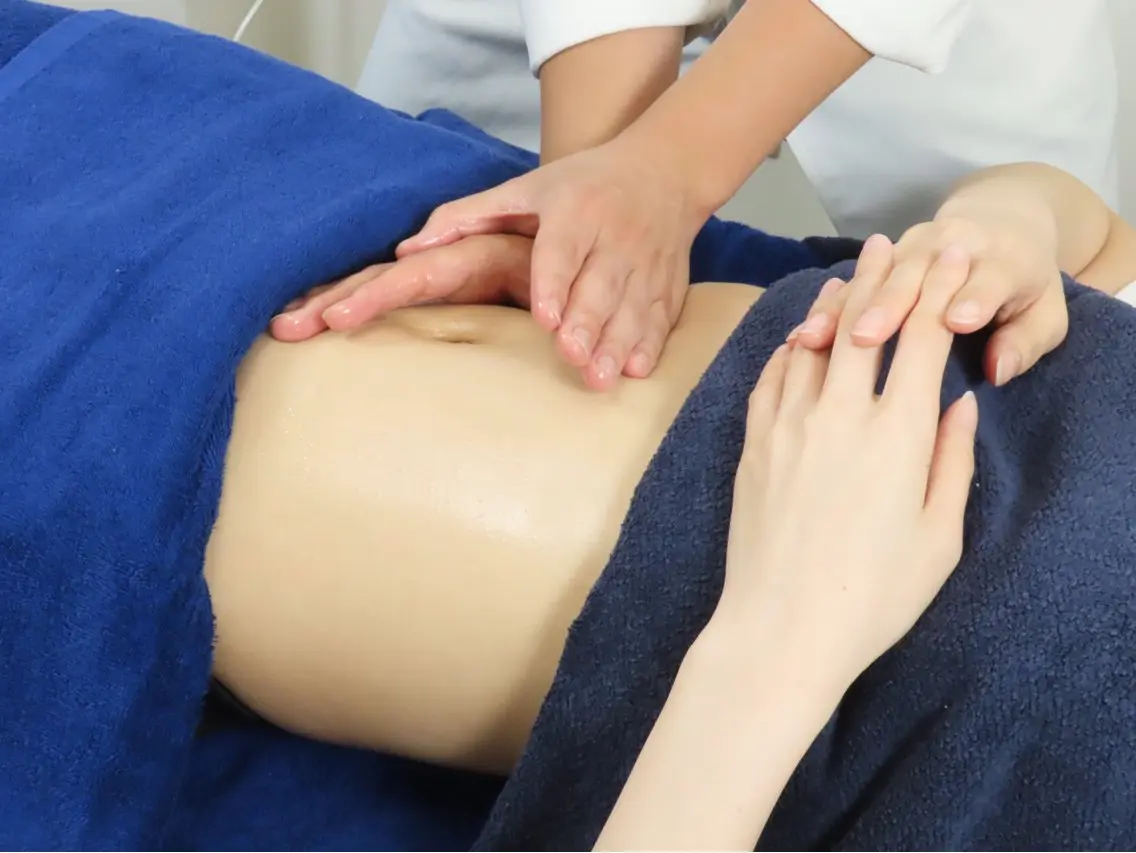 【全身オイル＋腸もみ】全身のオイルリンパマッサージ＋腸もみ老廃物をしっかり流します✨の写真