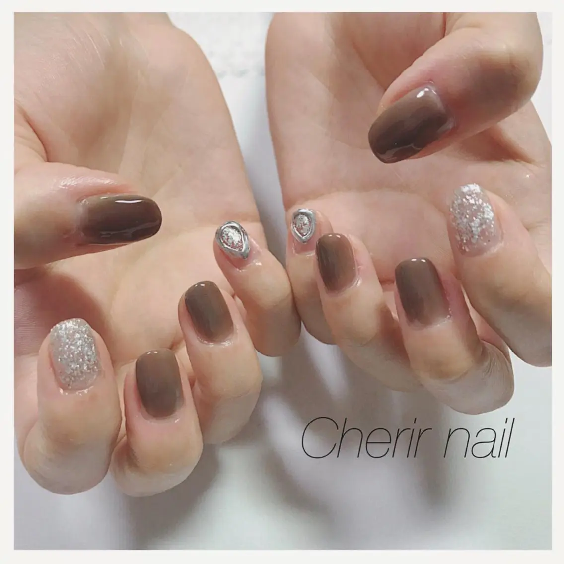 ネイル ブラウン カジュアル ラメ(グリッター) シンプルネイル Cherirnail kaoriのネイルデザイン