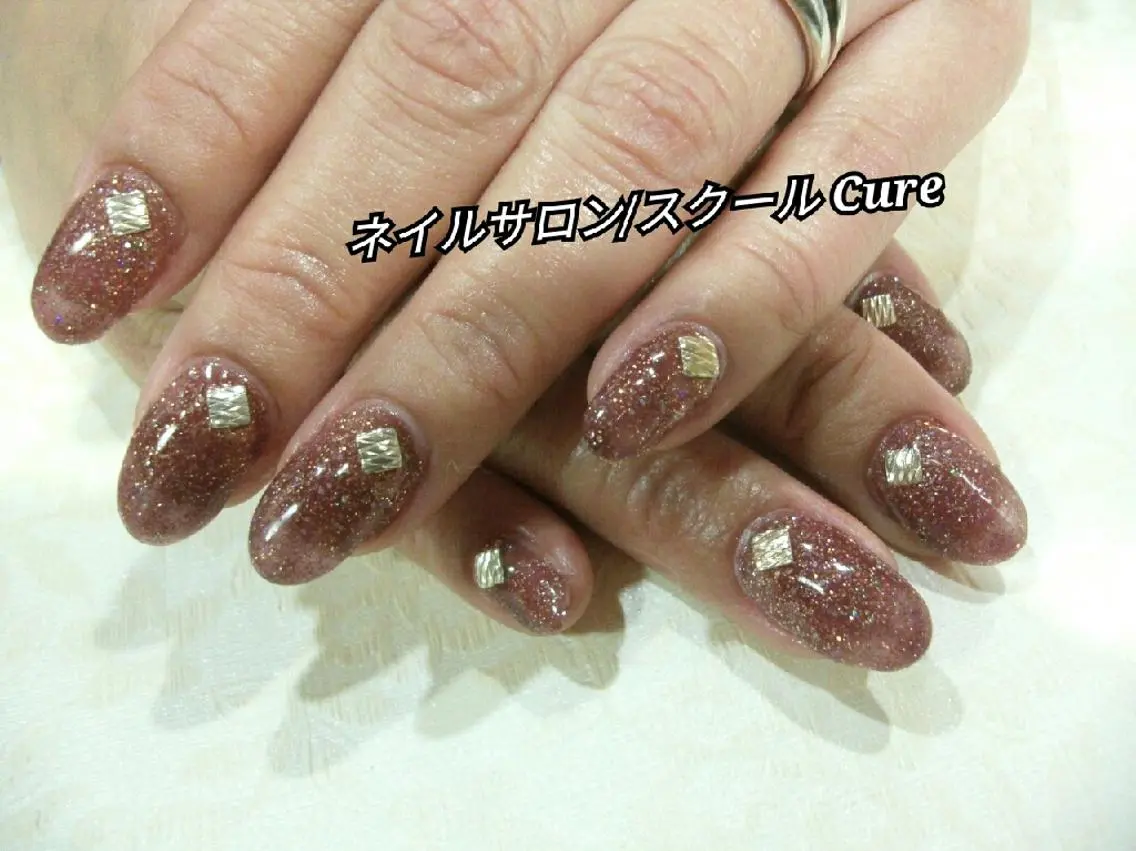ミディアム ネイル ネイルサロン Cureのネイルデザイン