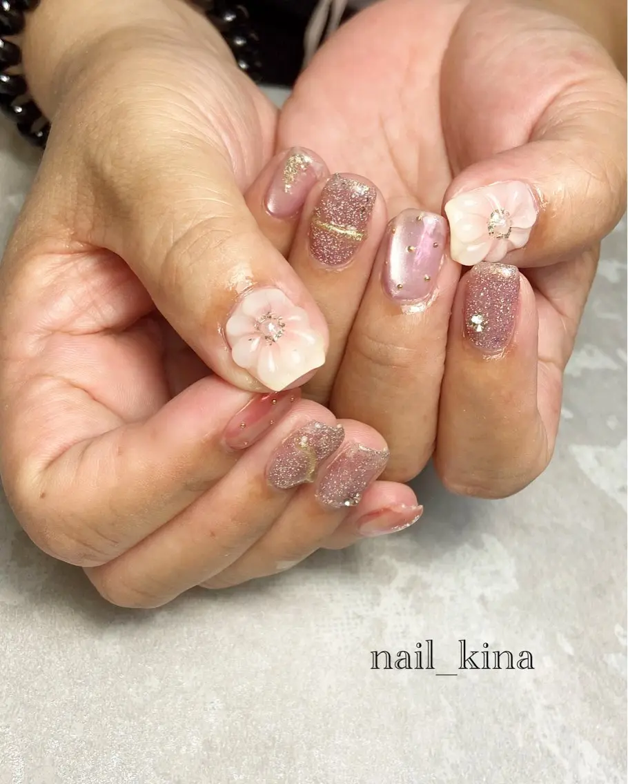 ネイル フラワーネイル ピンク ぷっくりネイル nail_ kinaのネイルデザイン