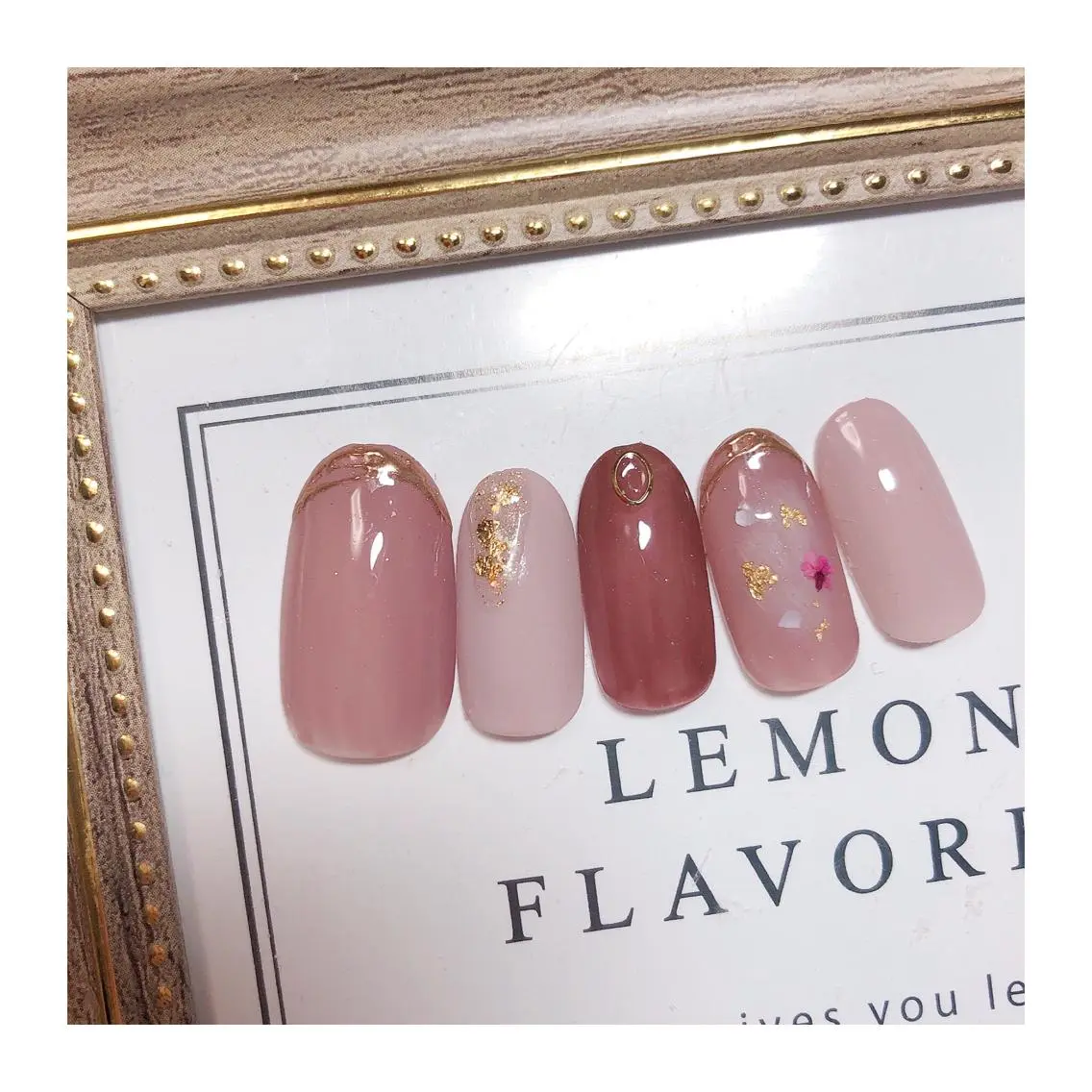 ネイル ラメ(グリッター) マットネイル 春ネイル shimmer nailsのネイルデザイン