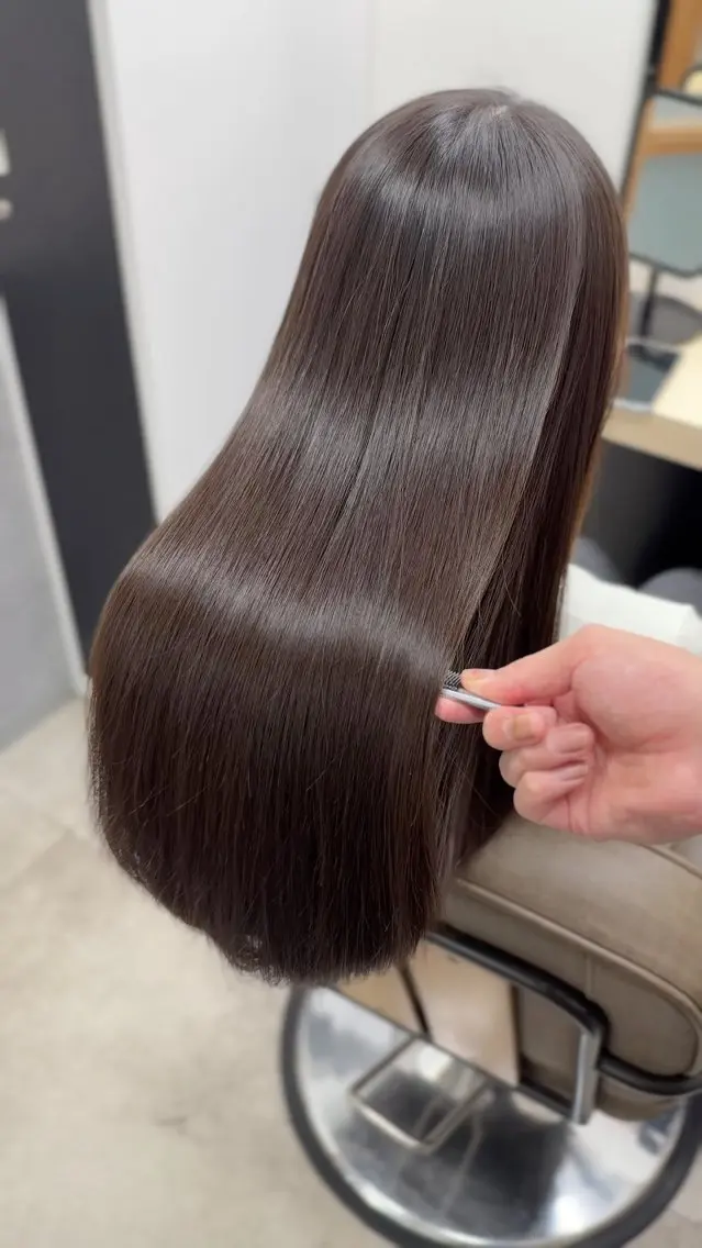 ロング カット 縮毛矯正 ひらやま りょういちのヘアスタイル