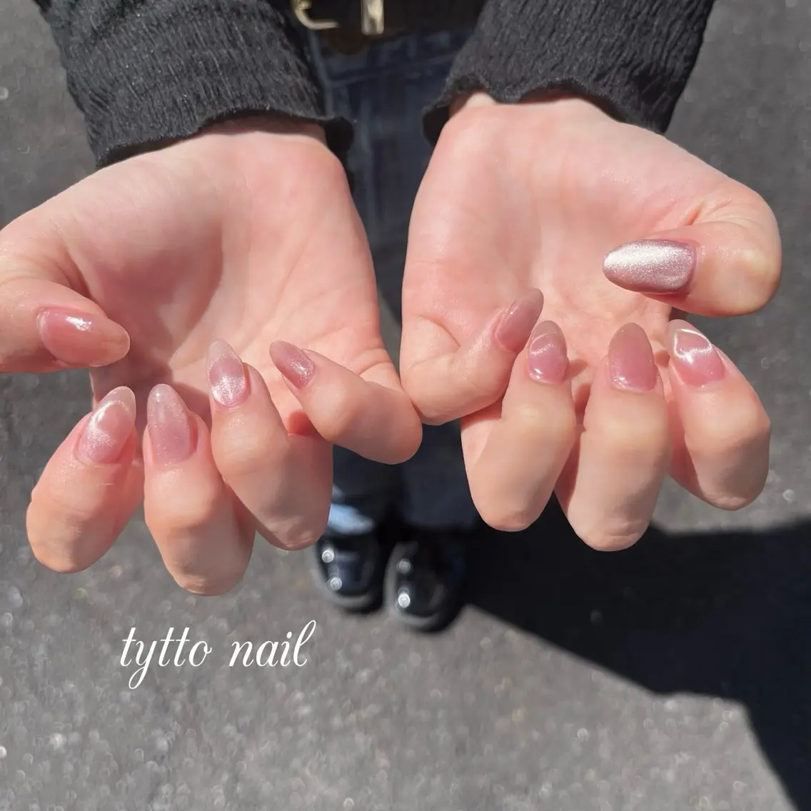 ネイル アートネイル ガーリー ハート キラキラネイル マグネットネイル tytto nail ❤︎‪‪eri‪‪のネイルデザイン