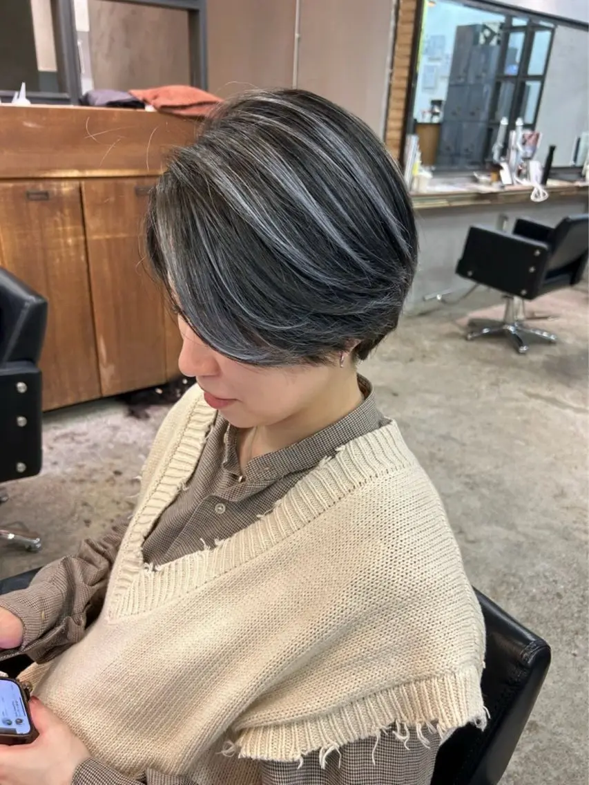 ショート カラー Tabuchi Mamiyaのヘアスタイル