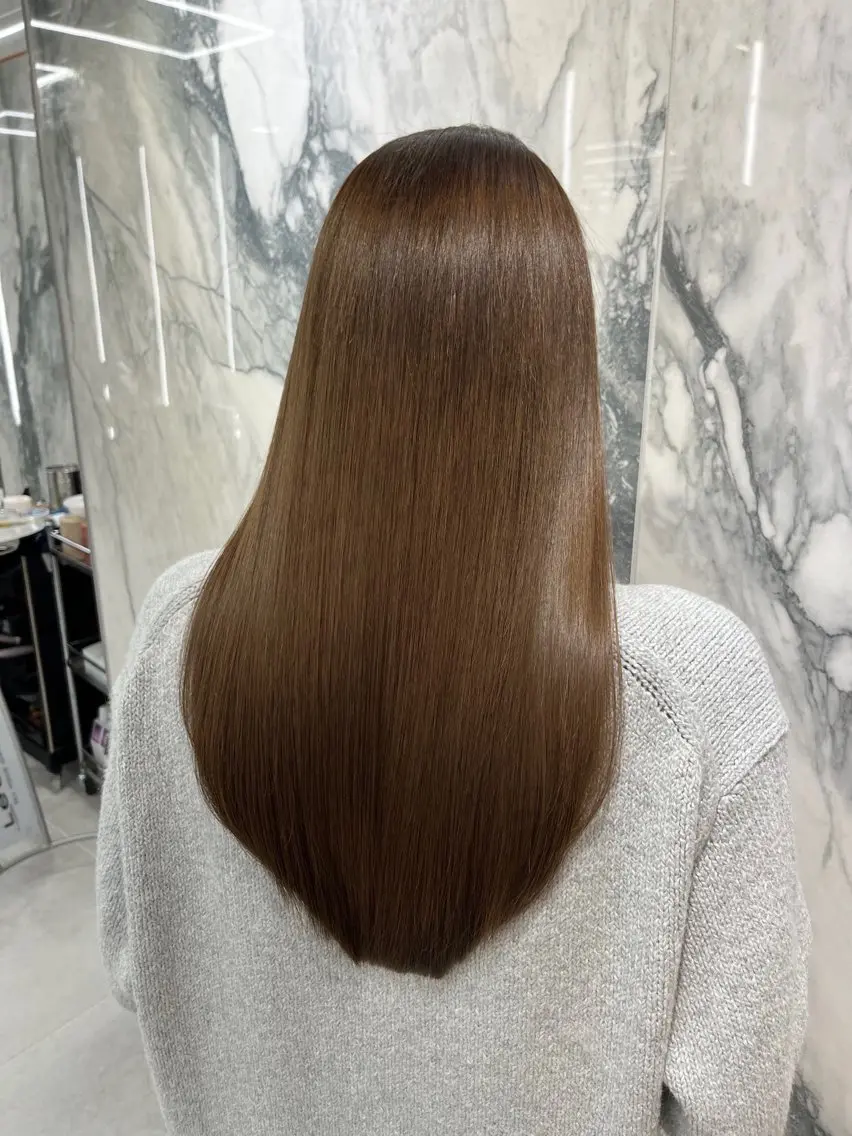 【ブリーチ毛でも出来る👩🦳✨】カット+次世代縮毛矯正+プレミアムケアカラー+高濃度ケラチン髪質改善+マイクロバブルの写真