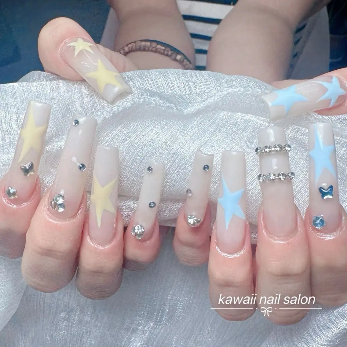 ネイル ドット フレンチネイル 韓国ネイル マグネットネイル オフィスネイル Kawaii Nail Salonのネイルデザイン
