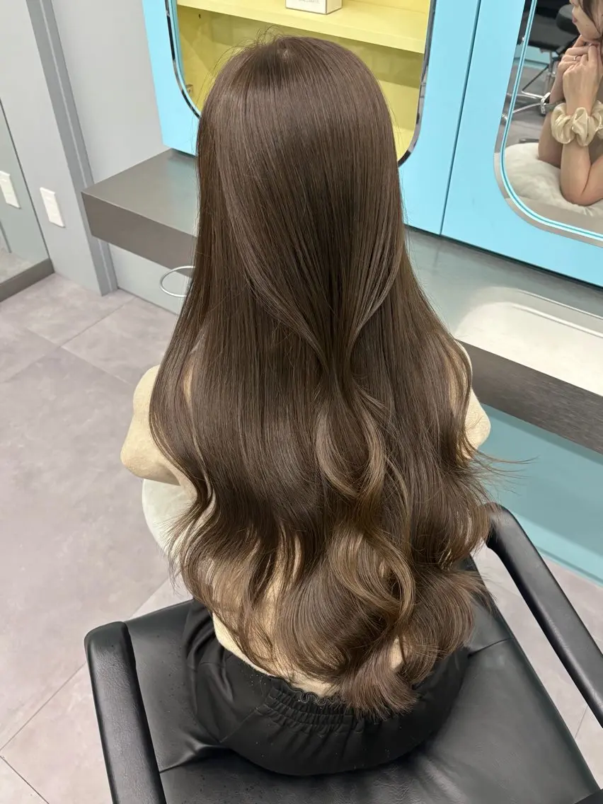 ロング 切りっぱなしボブ ボブ 顔まわりレイヤー 顔周りカット 髪質改善 kyon🎀 透明感カラー/西梅田のヘアスタイル