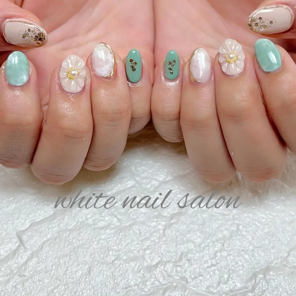 ネイル フットネイル ジェルネイル ハードジェル ラメ(グリッター) 持ち込み ハンドネイル white nail salonのネイルデザイン
