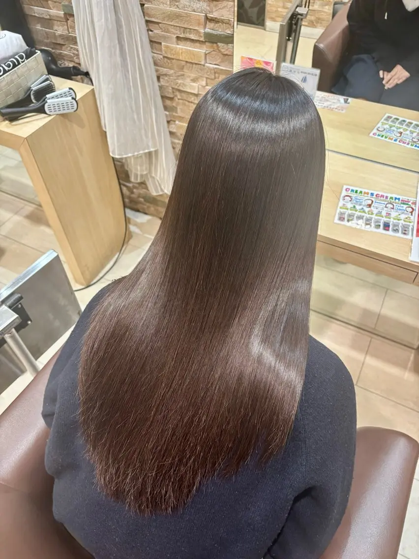 ロング 清家 遥香のヘアスタイル