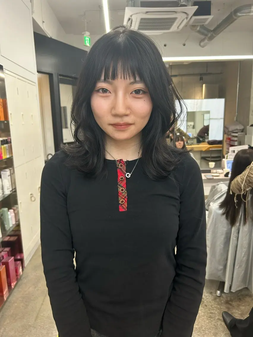 ミディアム カット ヘアカラー トリートメント 髪質改善🫧透明感 カラー harukaのヘアスタイル
