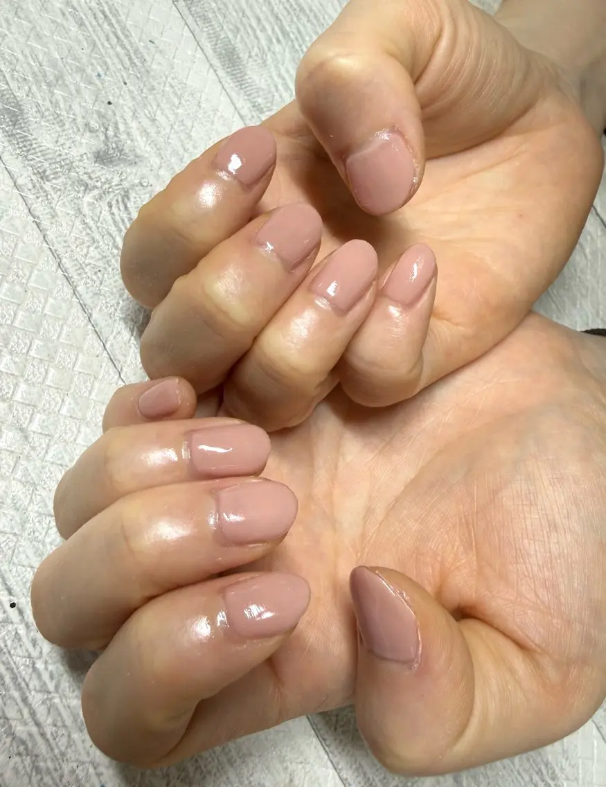 ネイル ワンカラーネイル ピンク ピンクベージュ シンプルネイル ハンドネイル Ange saraのネイルデザイン