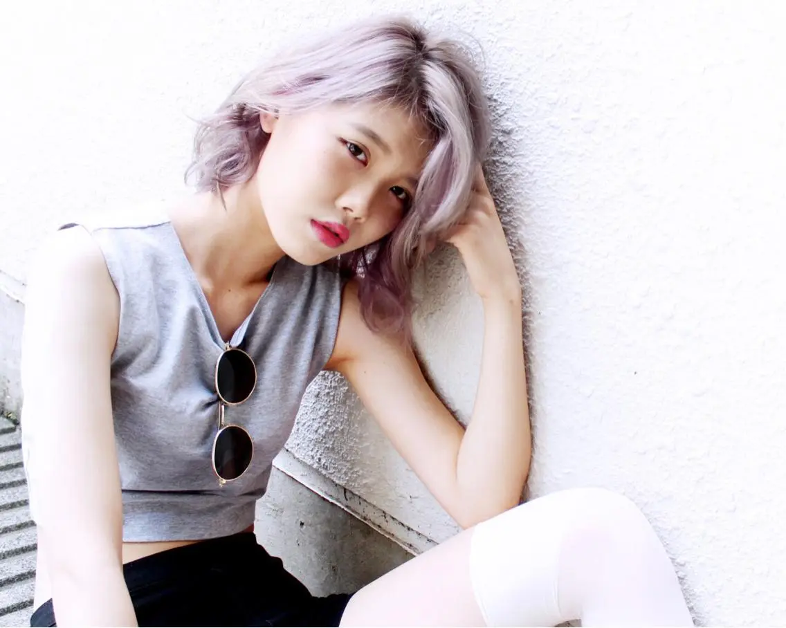 ミディアム 桑名 淳のヘアスタイル