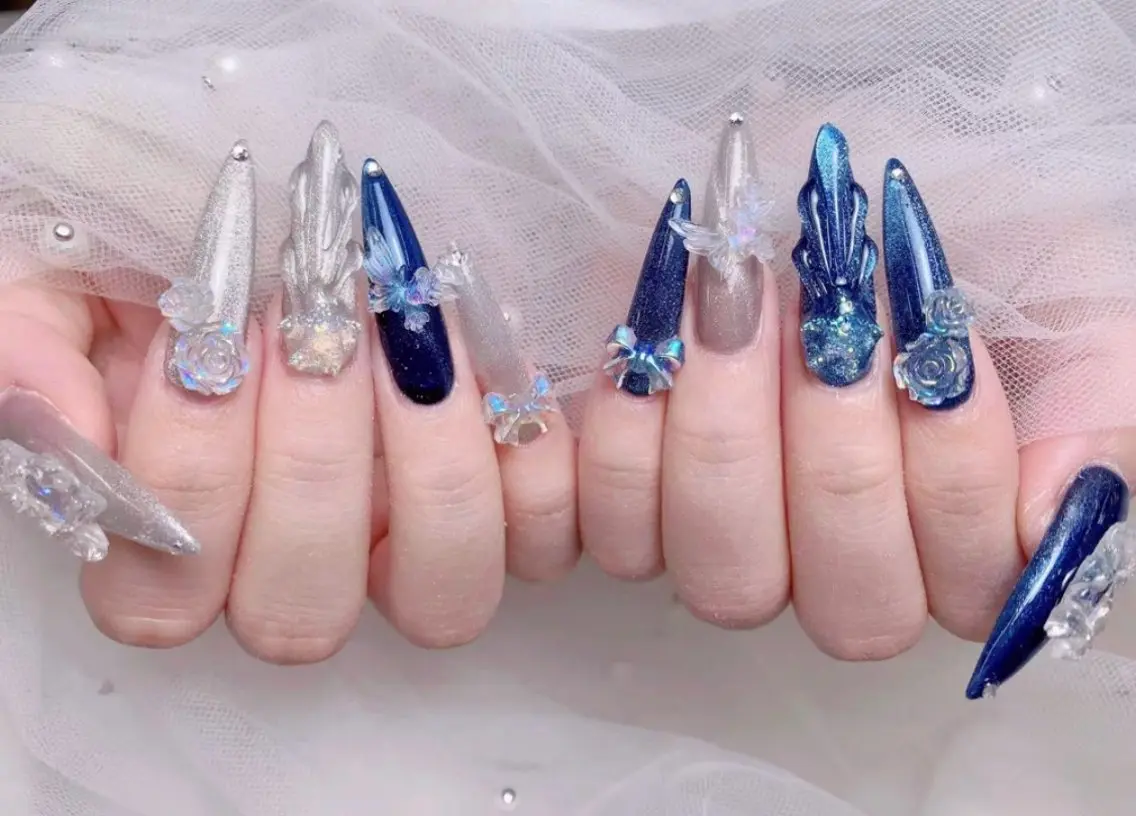 ネイル マギー ネイル🦋のネイルデザイン