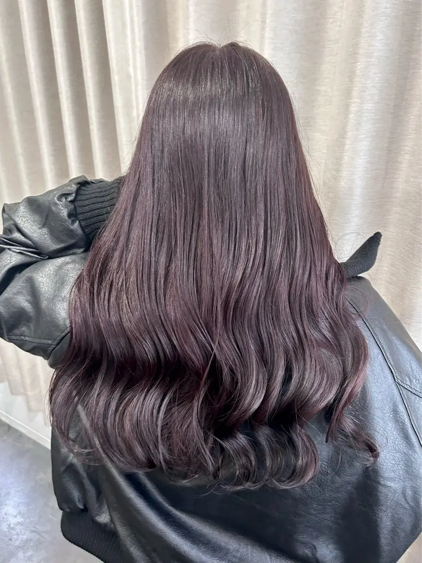 セミロング レイヤーカット/透明 感カラー🩵中村友美のヘアスタイル