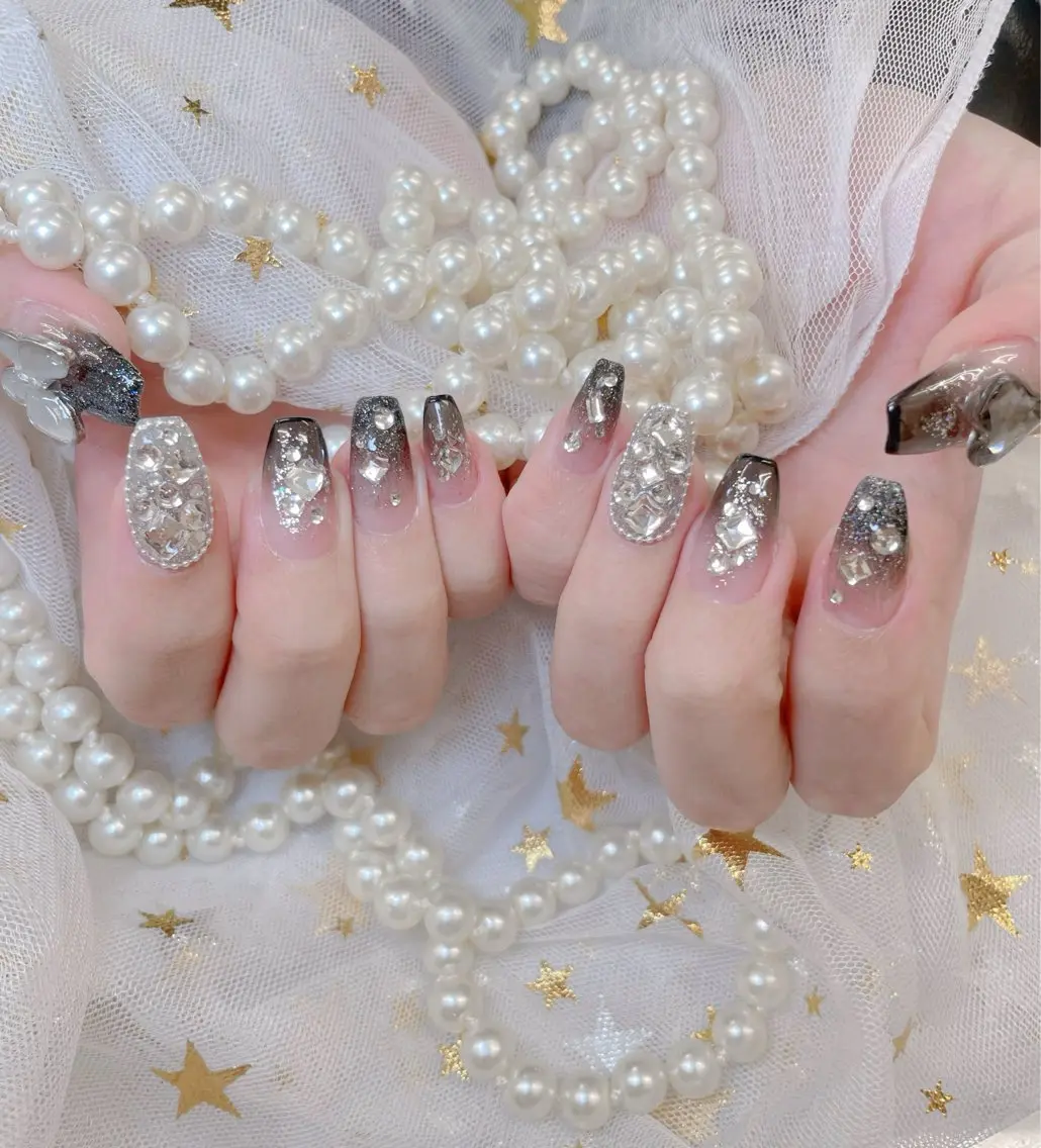 ネイル アートネイル 韓国ネイル 水色 ロングネイル マグネットネイル ハンドネイル ハンドケア NailDemure 【銀座店】のネイルデザイン