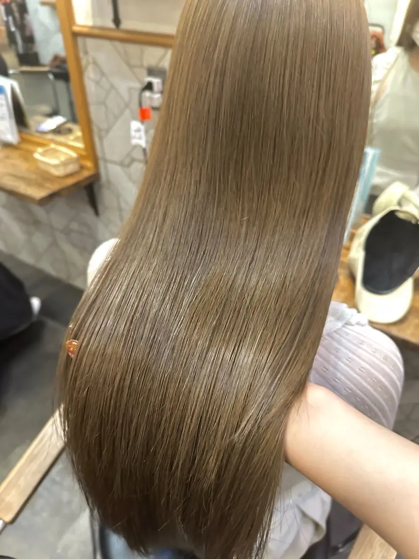 momoka/茶屋町 /艶髪カラーのヘアスタイル